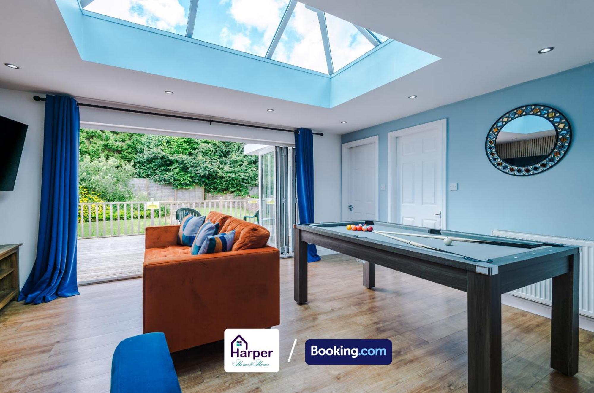 Spacious Detached Bungalow By Harperletting Short Lets & Serviced Accommodation Buckely With Pool Table & Driveway Buckley Eksteriør billede