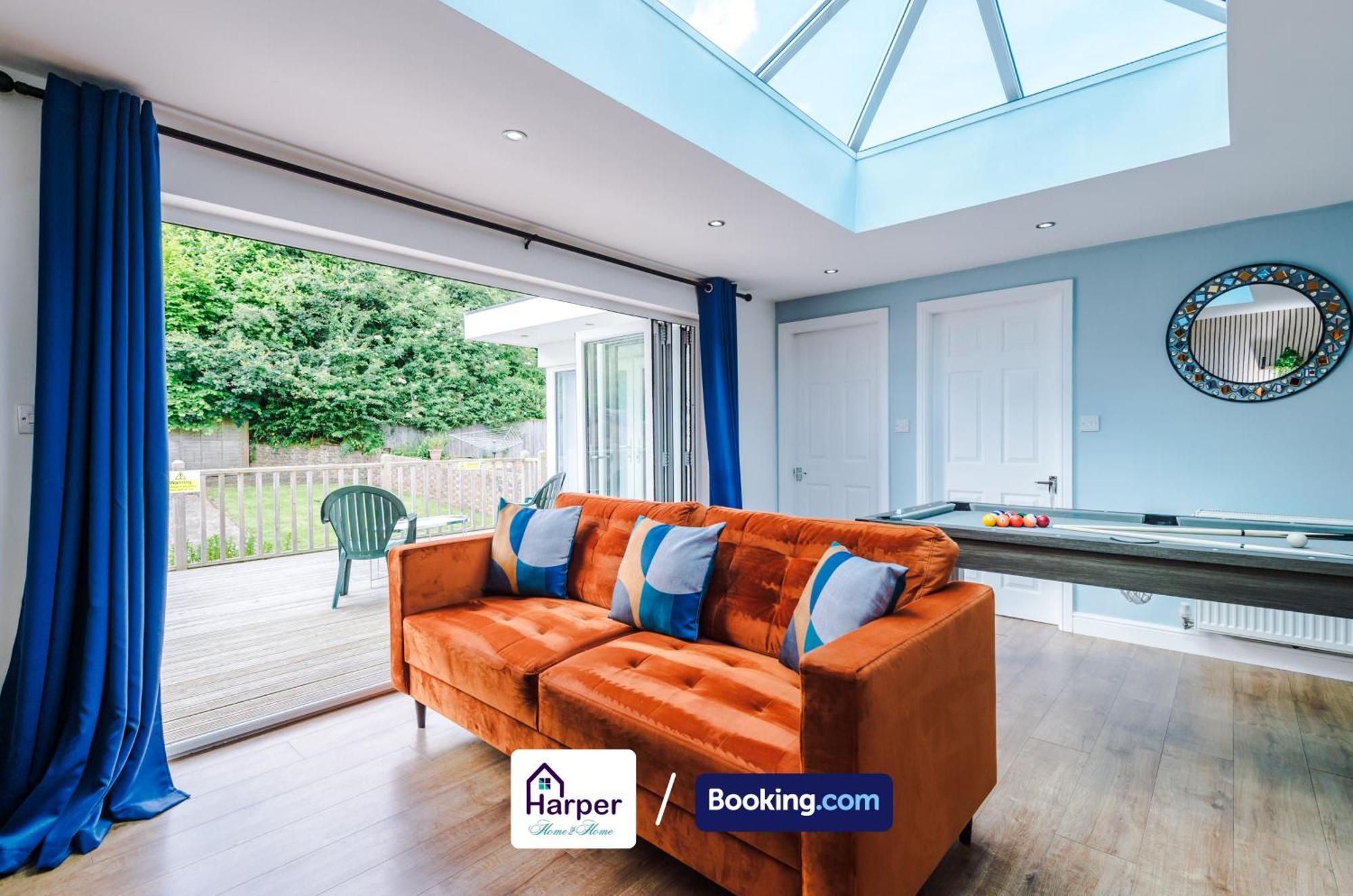 Spacious Detached Bungalow By Harperletting Short Lets & Serviced Accommodation Buckely With Pool Table & Driveway Buckley Eksteriør billede