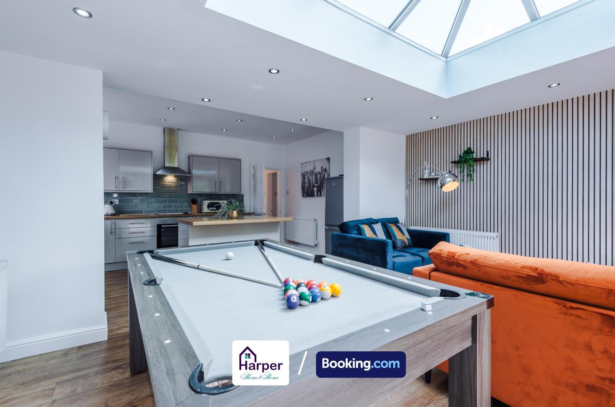 Spacious Detached Bungalow By Harperletting Short Lets & Serviced Accommodation Buckely With Pool Table & Driveway Buckley Eksteriør billede