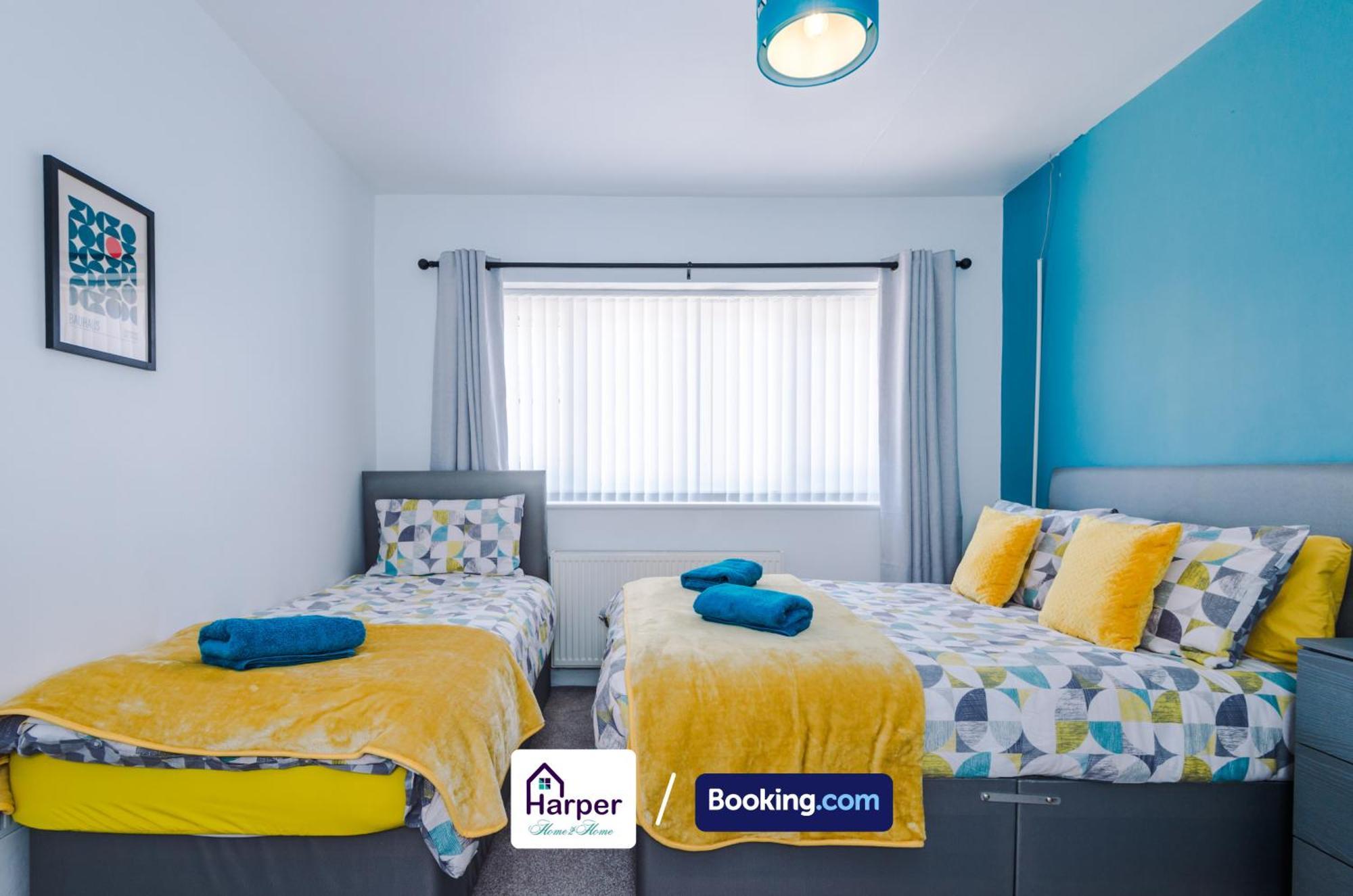 Spacious Detached Bungalow By Harperletting Short Lets & Serviced Accommodation Buckely With Pool Table & Driveway Buckley Eksteriør billede